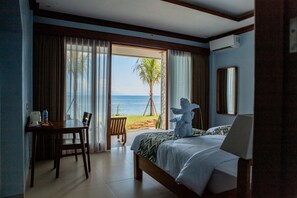 頂級雙床房, 海濱 (Lower Floor) | 高級寢具、獨特設計、獨特裝修、書桌