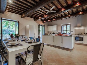Villa | Dining - Splendid Villa in Preggio With Swimming Pool (Umbertide)