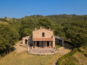 Exterior - Splendid Villa in Preggio With Swimming Pool (Umbertide)