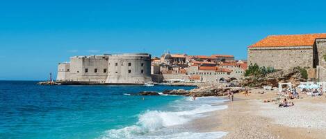 الإطلالة من المنشأة