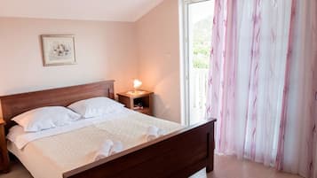 Villa | 2 bedrooms, individually furnished, bed sheets