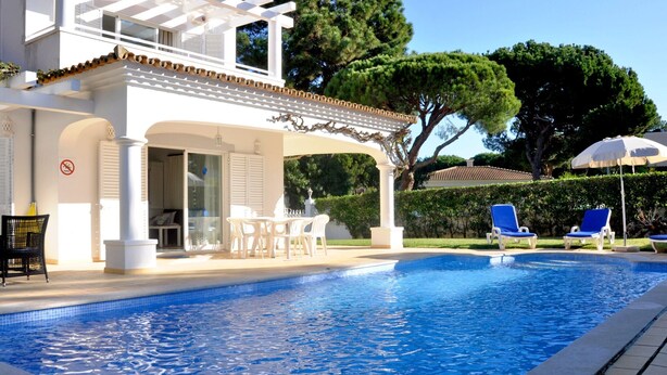 Unclassified image, 1 of 34, button - Villa Near Marina With Private Pool (Loulé)