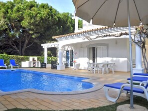 House | Pool