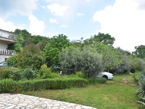 Apartment | Exterior - Apartment in Labin Near the Beach (Rasa)