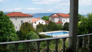 Apartment | Pool | Outdoor pool