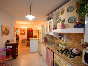 House | Private kitchen - Belvilla by OYO Angie (Sesta Godano)