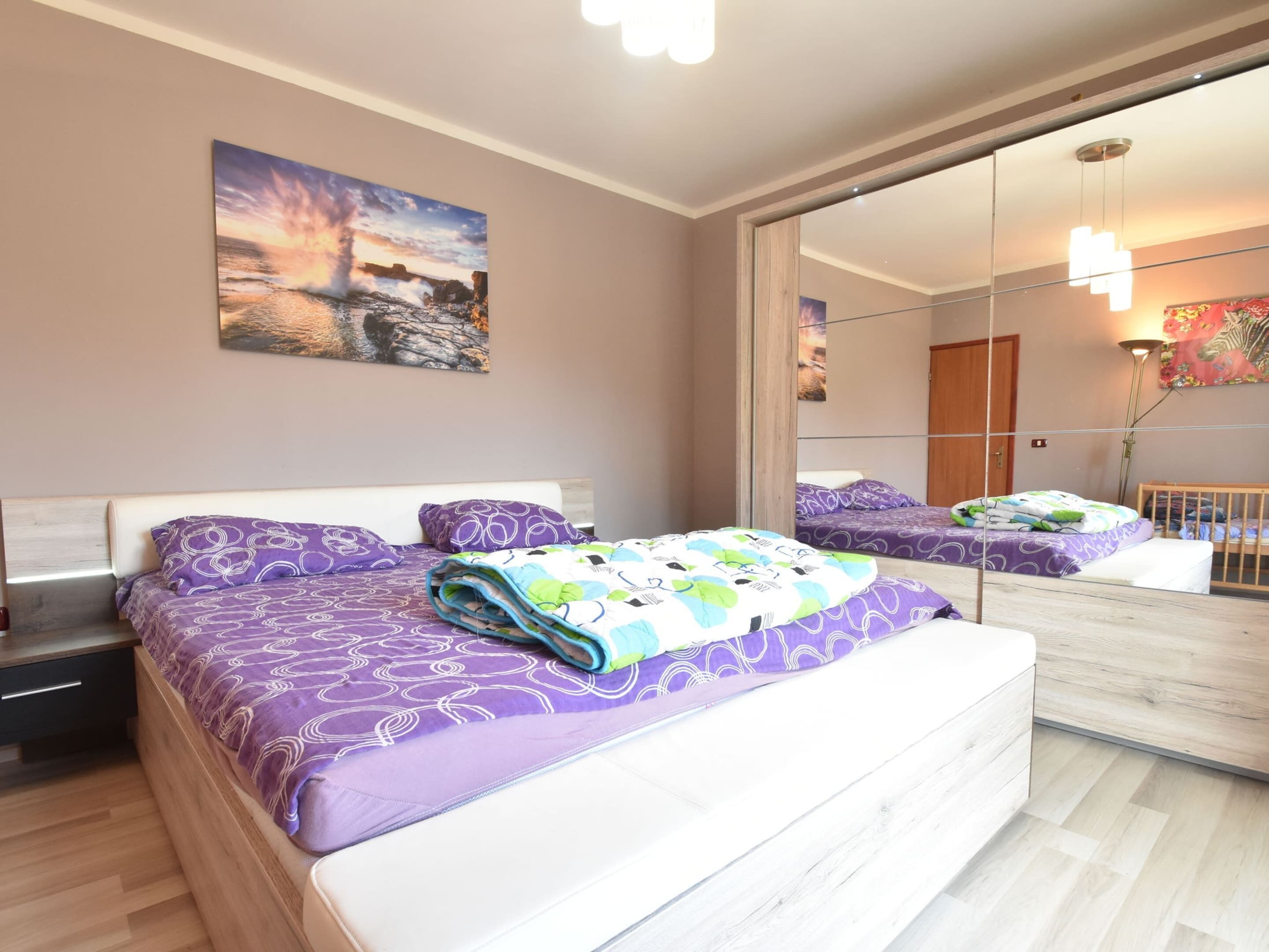 Apartment | 4 bedrooms, individually furnished, bed sheets