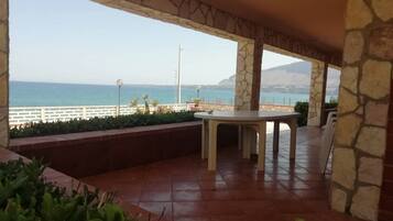 Villa | Balkon