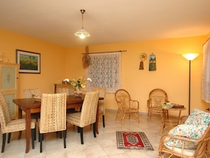 Living room - Scenic Holiday Home in Castellammare del Golfo near Beach (Castellammare del Golfo)