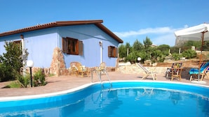 Outdoor pool - Scenic Holiday Home in Castellammare del Golfo near Beach (Castellammare del Golfo)