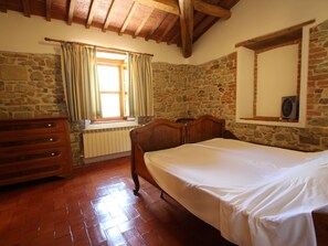 Villa | 3 bedrooms, individually furnished, bed sheets