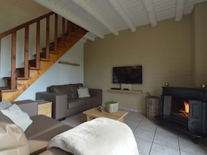 House | Living room | DVD player