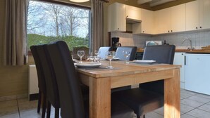 Dining - Spacious Holiday Home in Mont With Garden (Malmedy)