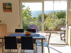 Apartment | Living room