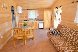Bungalow | Eigene Küche | Hochstuhl