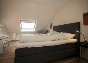 Apartment | 2 bedrooms, bed sheets - Stunning Apartment Near the ski Slopes (Winterberg)