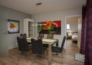 Apartment | Dining - Stunning Apartment Near the ski Slopes (Winterberg)