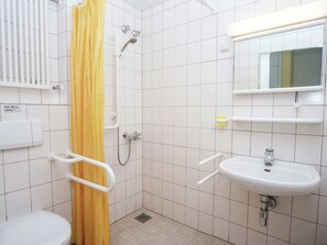 Apartment | Bathroom - Spacious Apartment in Hahnenklee With Sauna (Goslar)