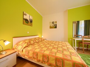 Departamento | 1 habitación, muebles diferentes y ropa de cama 