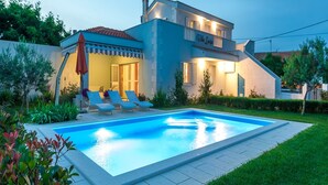 Exterior - Gorgeous Villa in Vrsi With Swimming Pool (Vrsi)