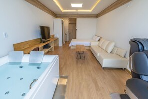 Suite Room, Ocean View | Desk, laptop workspace, free WiFi - Square Root Stay (Goseong)