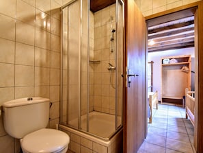 House | Bathroom | Bathtub