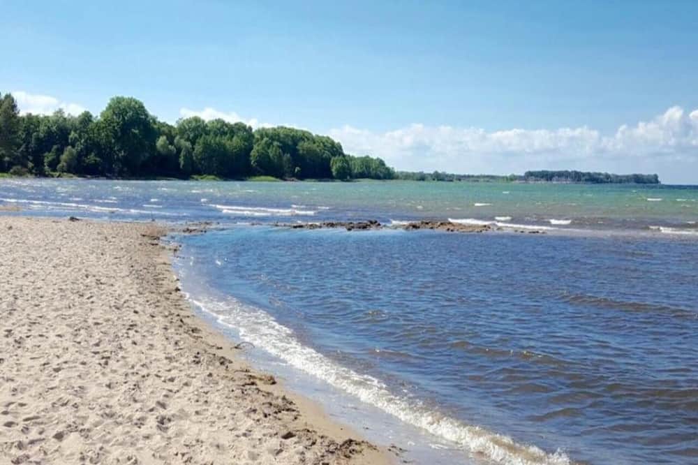 Charming Coastal Retreat in Zierow - Gägelow