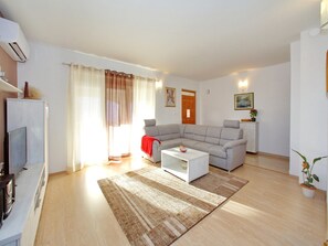 Apartment | Living room