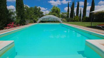 Villa | Pool | Indoor pool, outdoor pool