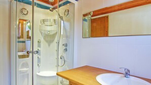 Chalet | Badezimmer | Badewanne