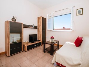 Apartment | Living room - Apartment in Starigrad Near Paklenica Park (Starigrad)