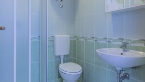 Unclassified image, 4 of 19, button - Simplistic Apartment in Medulin With Sea View (Medulin)