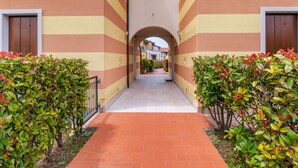 Reception - Bright Holiday Home in Lazise Italy With Swimming Pool (Lazise)
