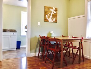Dining - Spacious 3 Beds XLg Livg Rm, Kitchen w/ separate Dining Rm; Lg Bck & Side Yrds!! (North Wildwood)