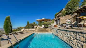 Villa | Pool | Indoor pool, outdoor pool