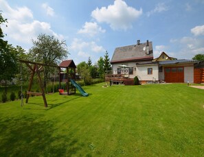 House | Garden - Holiday Home With Private Pool in Bohemian (Vrchlabi)