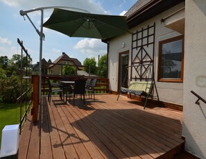 House | Dining - Holiday Home With Private Pool in Bohemian (Vrchlabi)