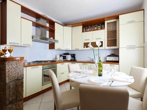 Villa | Eigene Küche