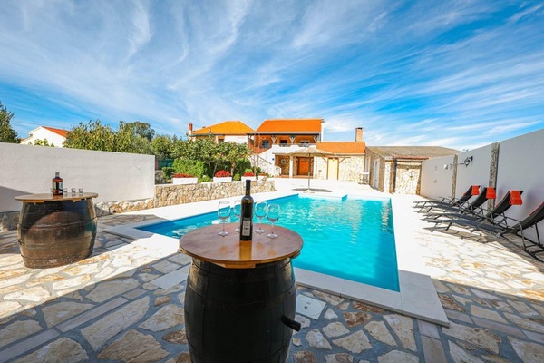Villa | Pool | Indoor pool, outdoor pool