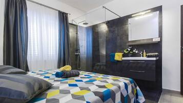 Villa | 6 bedrooms, individually furnished, bed sheets