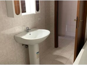 Ferienhaus | Badezimmer | Dusche