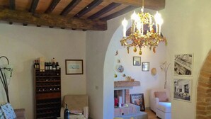 Villa | Wohnzimmer | Kamin
