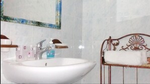 Bathroom - Stunning Holiday Home in Nardò With Swiming Pool (Nardo)
