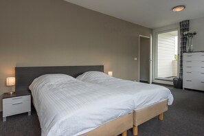 Ferienhaus | 3 Schlafzimmer, individuell eingerichtet, Bettwäsche