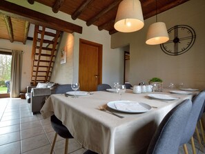 Dining - Cozy Holiday Home in Wooded Surroundings (Malmedy)