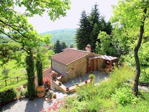 Villa | Exterior