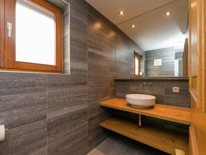 Shower - Spacious Chalet near Ski Area in Dienten am Hochkonig (Dienten am Hochkoenig)