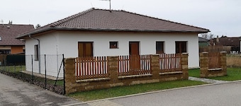 Detached Bungalow With Washing Machine in the Fenced Garden in Southern Bohemia