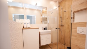 Apartment | Badezimmer