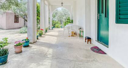 Simplistic Apartment in Šibenik near Sea Beach